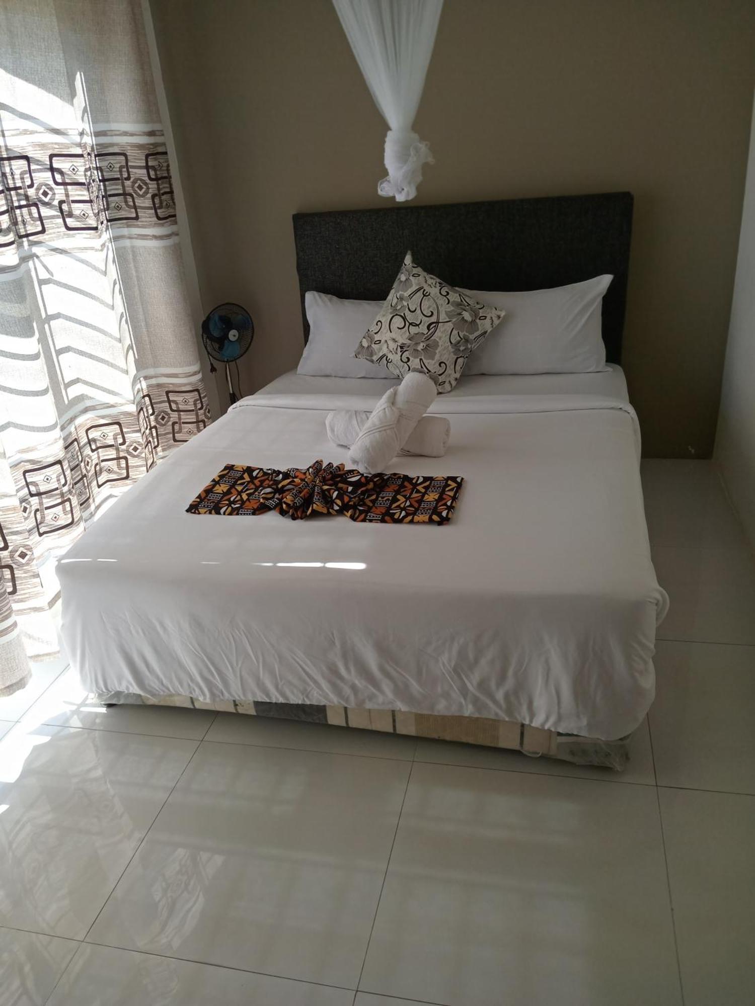 Emmrose Apartments Chingola Luaran gambar